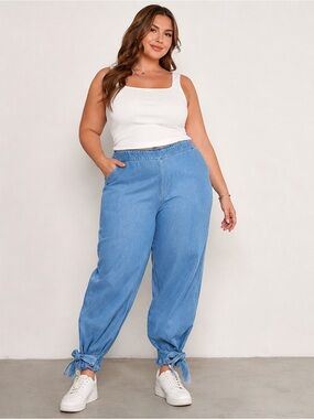 NWT STYLEWE Plus size Light Blue Denim Jogger Pants with Ankle Ties Size 2XL